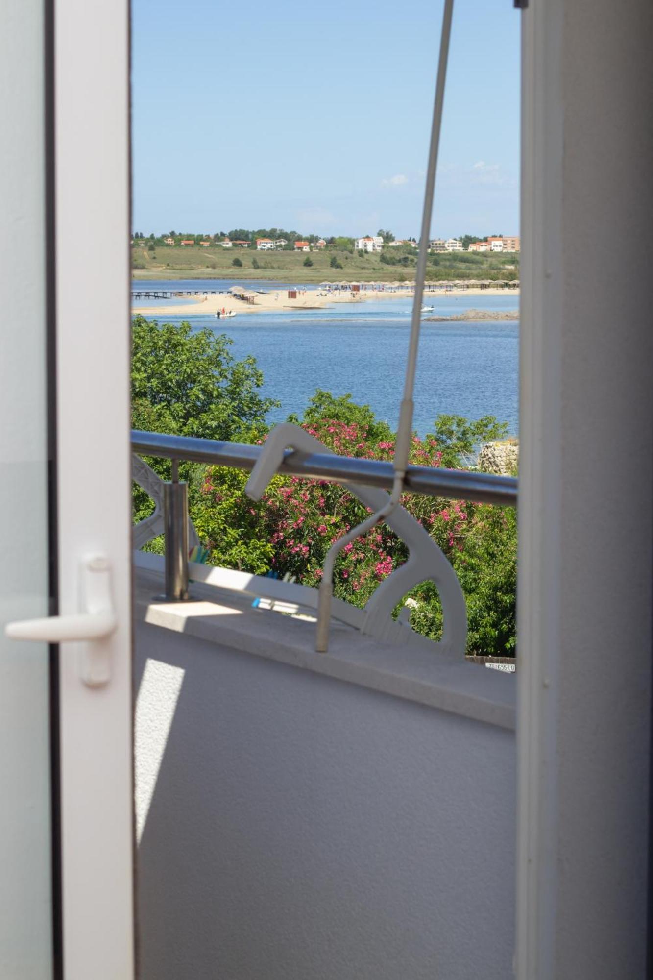Apartments And Rooms With Parking Space Nin, Zadar - 5805 Екстериор снимка