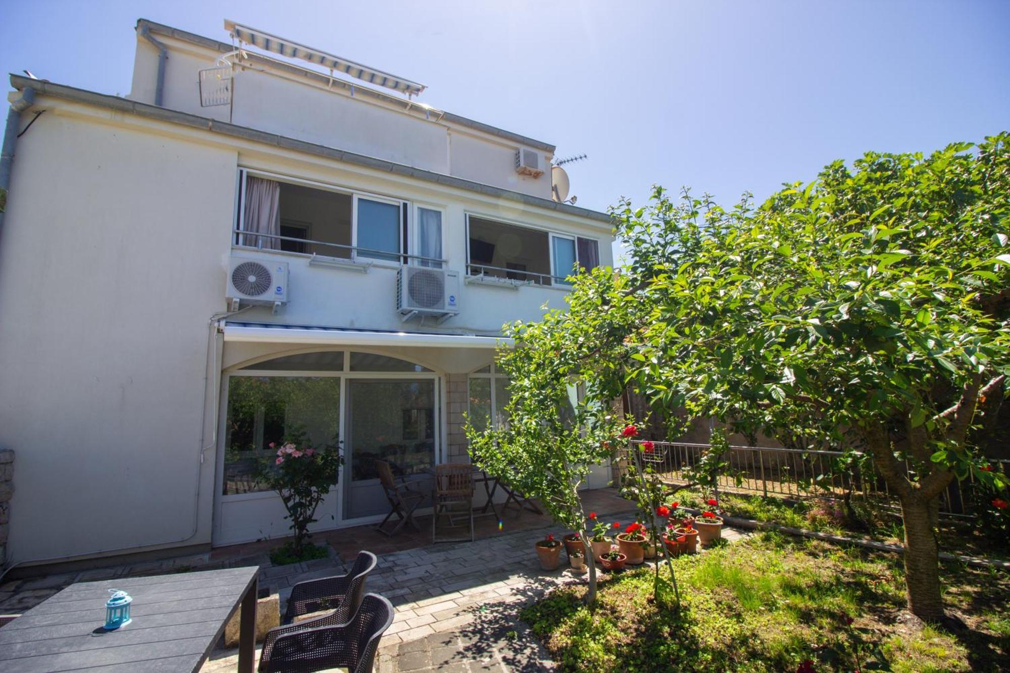 Apartments And Rooms With Parking Space Nin, Zadar - 5805 Екстериор снимка