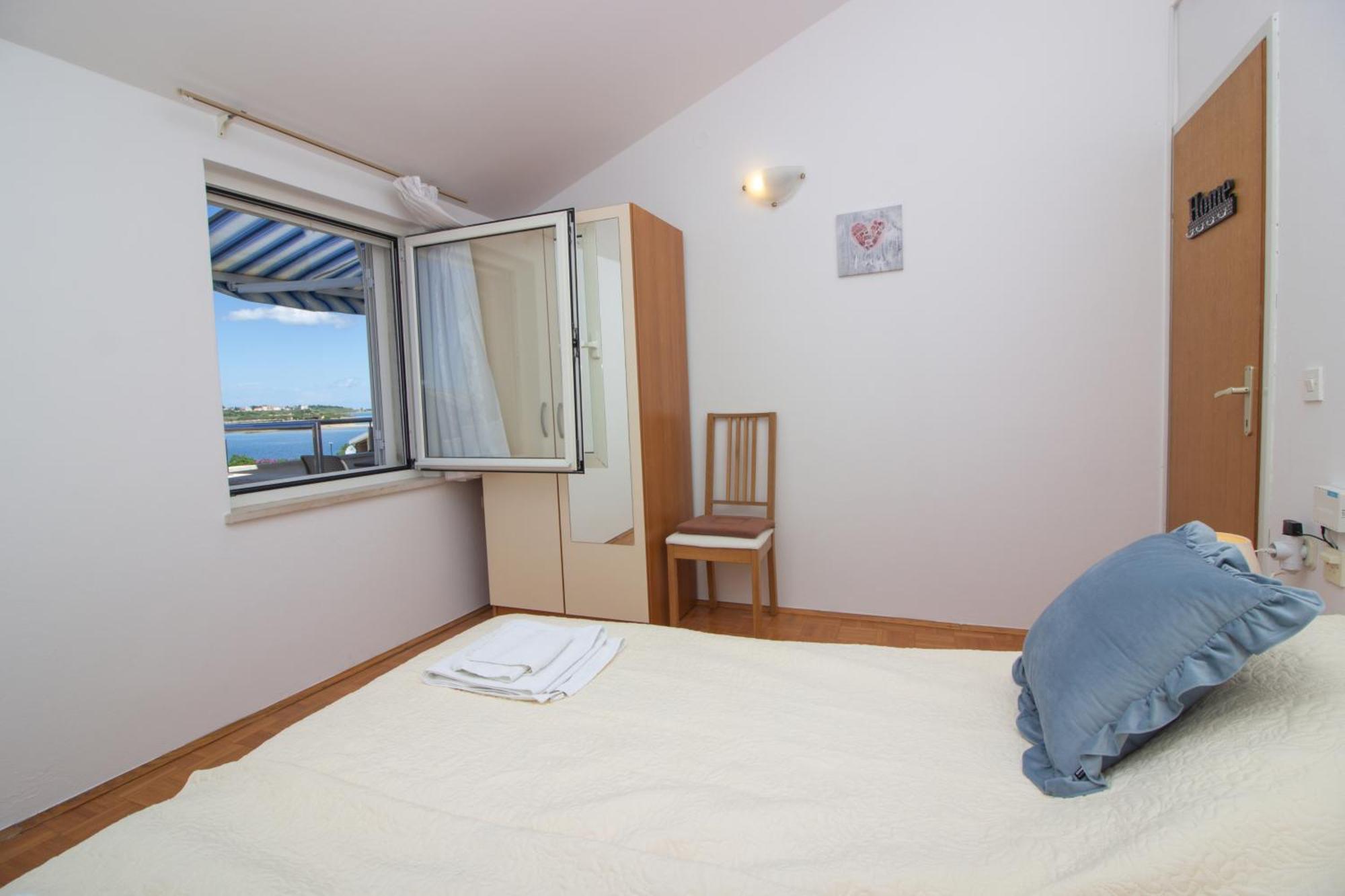 Apartments And Rooms With Parking Space Nin, Zadar - 5805 Стая снимка